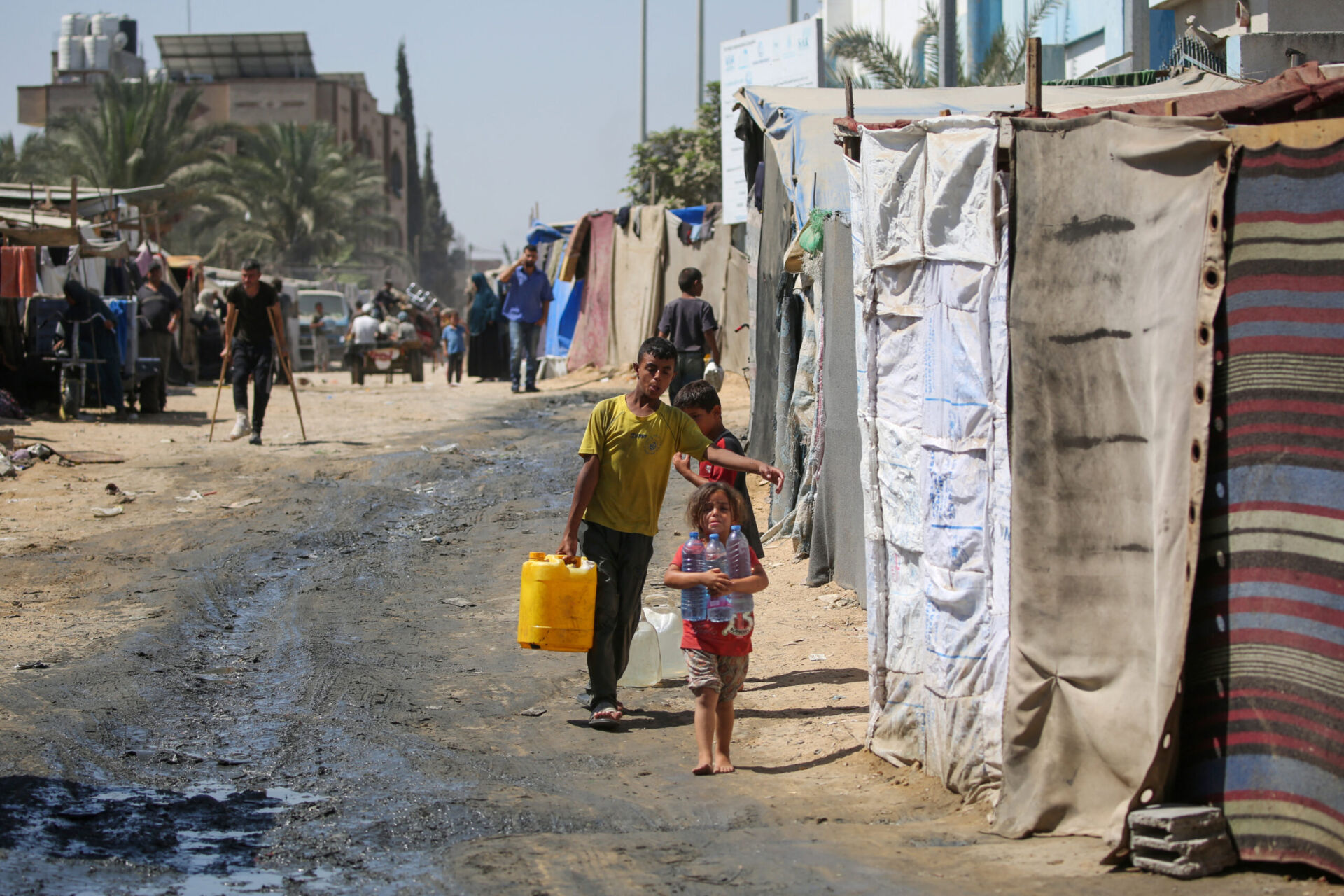 PALESTINIAN-ISRAEL-CONFLICT Συνεχείς ισραηλινές επιθέσεις στη Γάζα – Πιέσεις από τις ΗΠΑ για κατάπαυση του πυρός