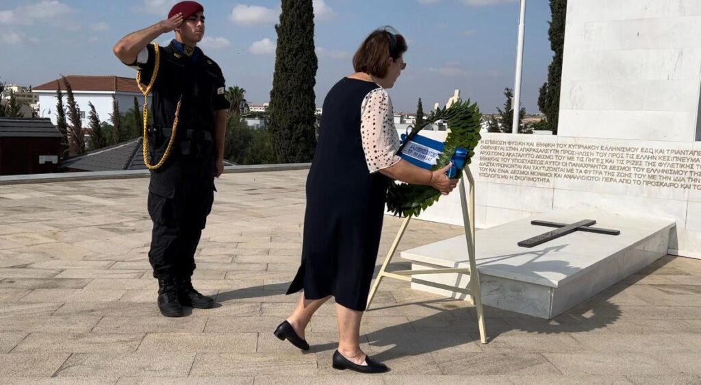 Υπεγράφη η Συμφωνία Πολιτιστικής Συνεργασίας μεταξύ Ελλάδας και Κύπρου 4 Υπεγράφη η Συμφωνία Πολιτιστικής Συνεργασίας μεταξύ Ελλάδας και Κύπρου