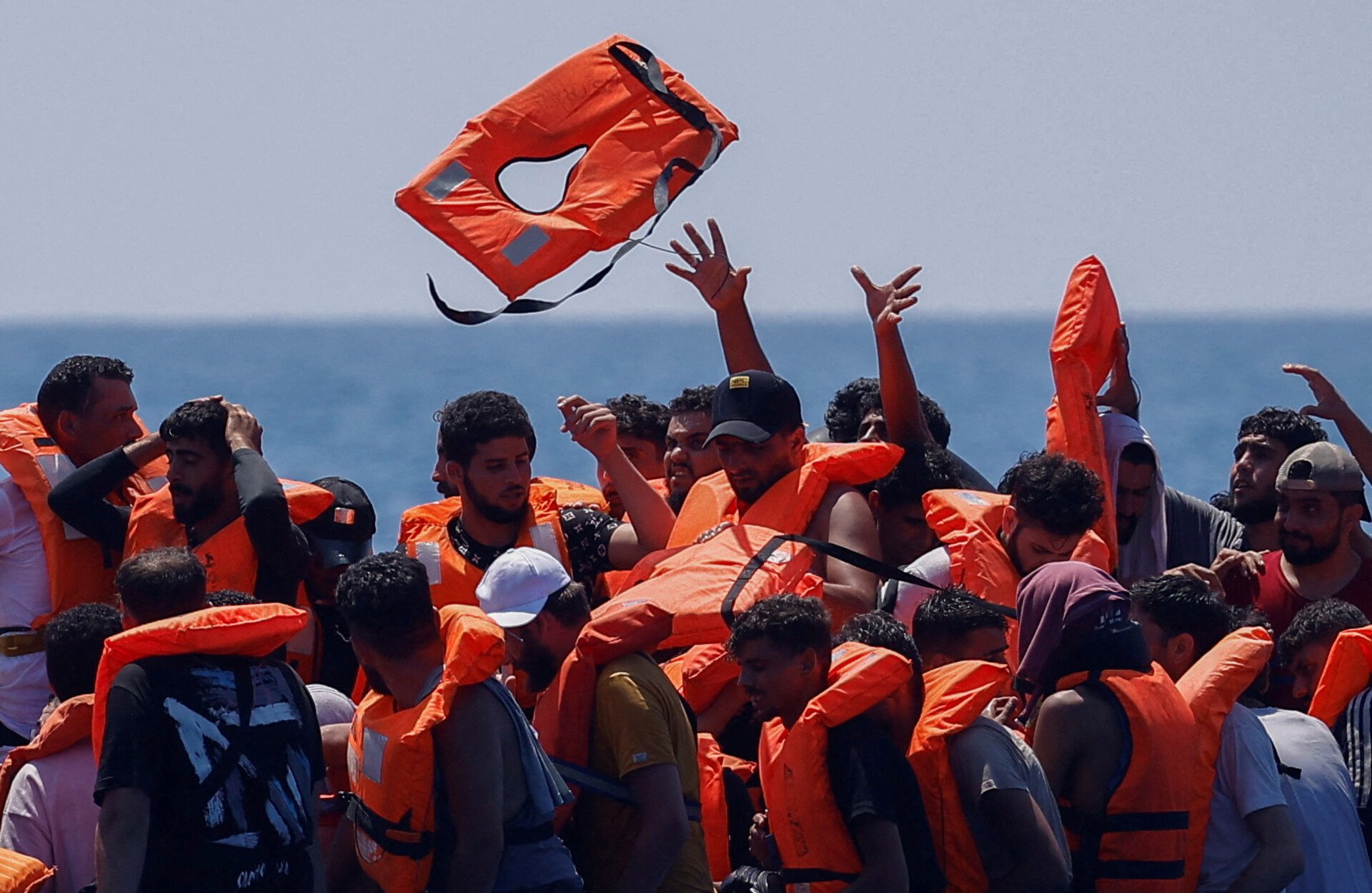 Λαμπεντούζα: Διάσωση 54 μεταναστών από την ισπανική οργάνωση Open Arms 3 Λαμπεντούζα: Διάσωση 54 μεταναστών από την ισπανική οργάνωση Open Arms