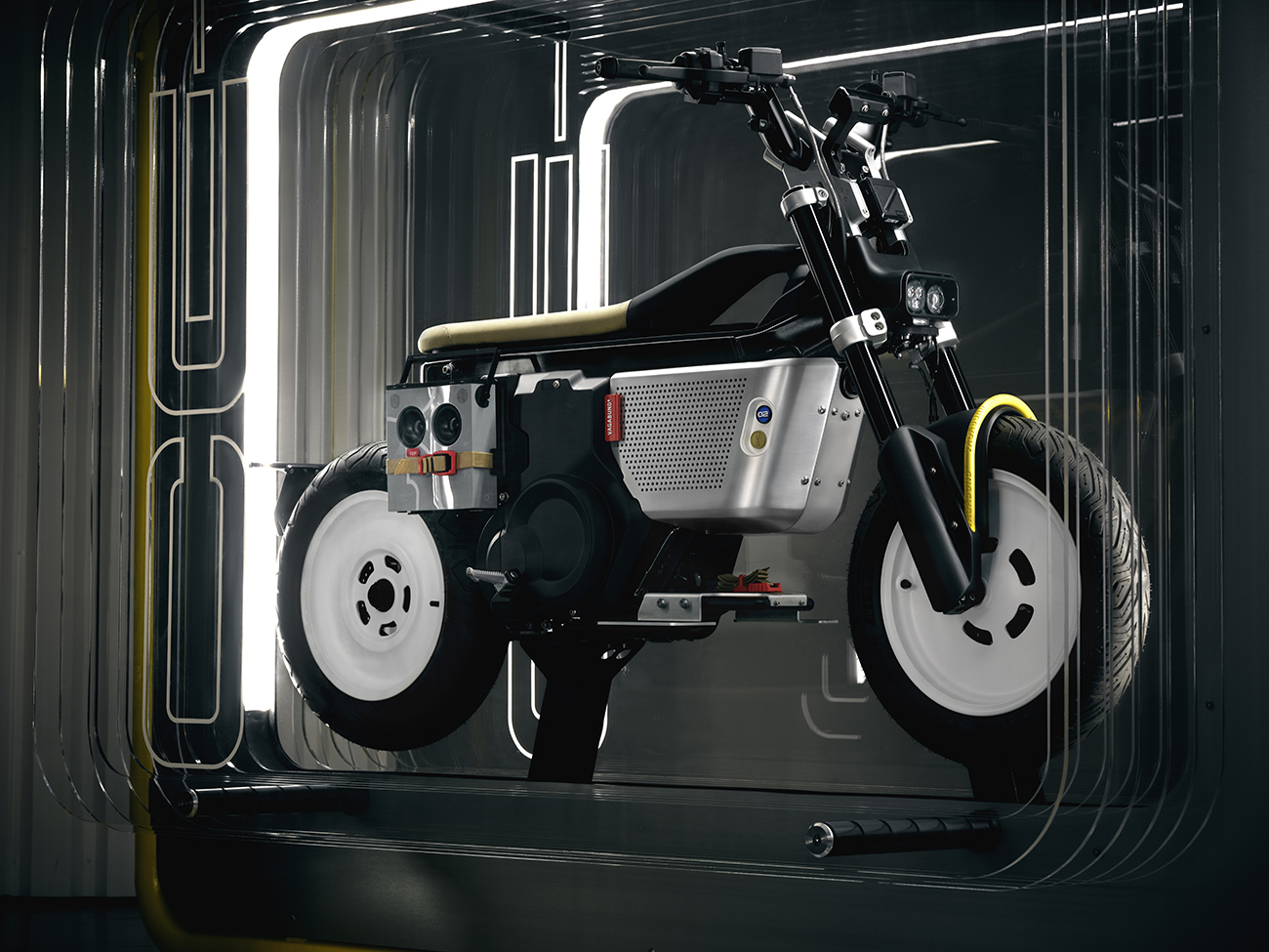 Η BMW Motorrad παρουσίασε το BMW CE 02 x VAGABUND