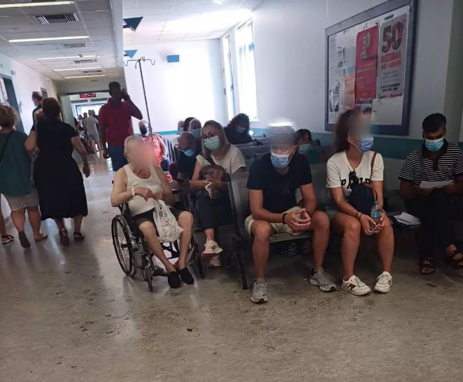 Ράντζα στην πρωινή εφημερία του νοσοκομείου «Αττικόν» καταγγέλλει η ΠΟΕΔΗΝ