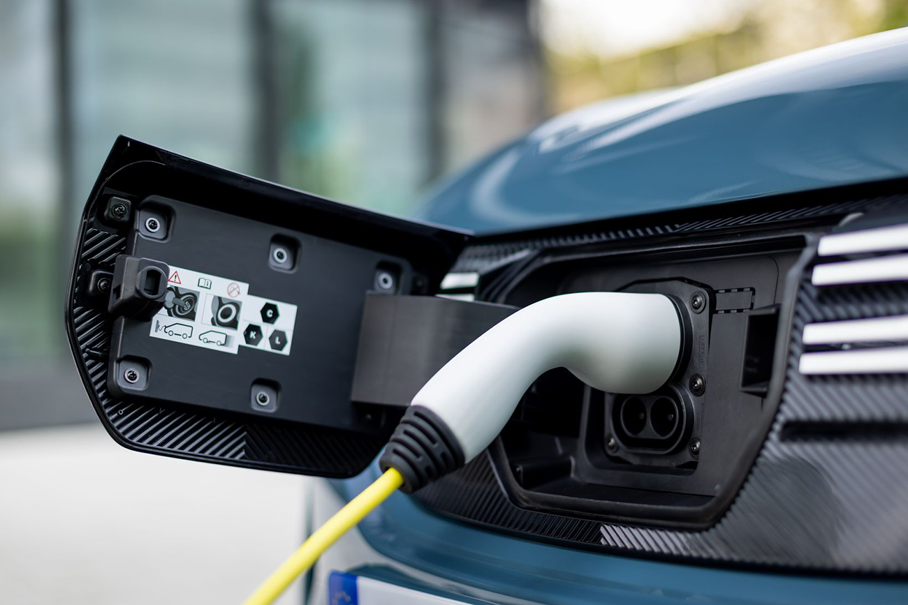 Το Dacia Spring Electric 65 με νέα τιμή 17.950 ευρώ