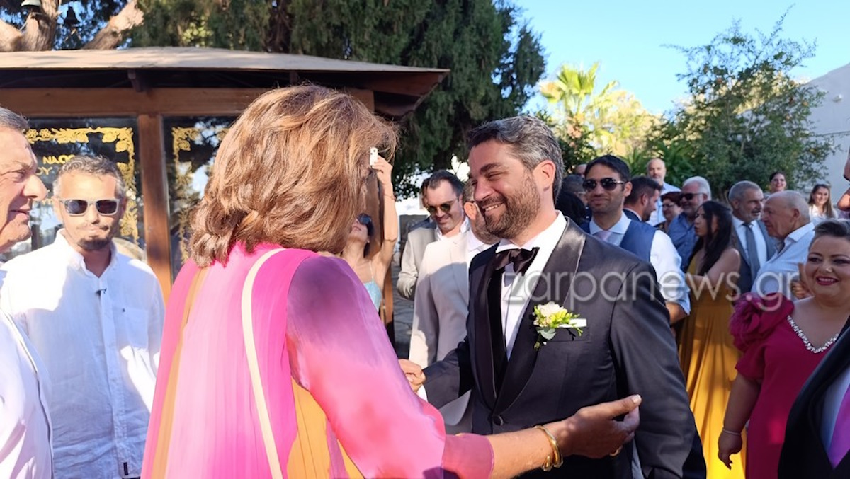 Ο γάμος της χρονιάς στα Χανιά: Γαμπρός ο δήμαρχος με κουμπάρο τον Αρναουτάκη και καλεσμένους Μητσοτάκη και Μπακογιάννη