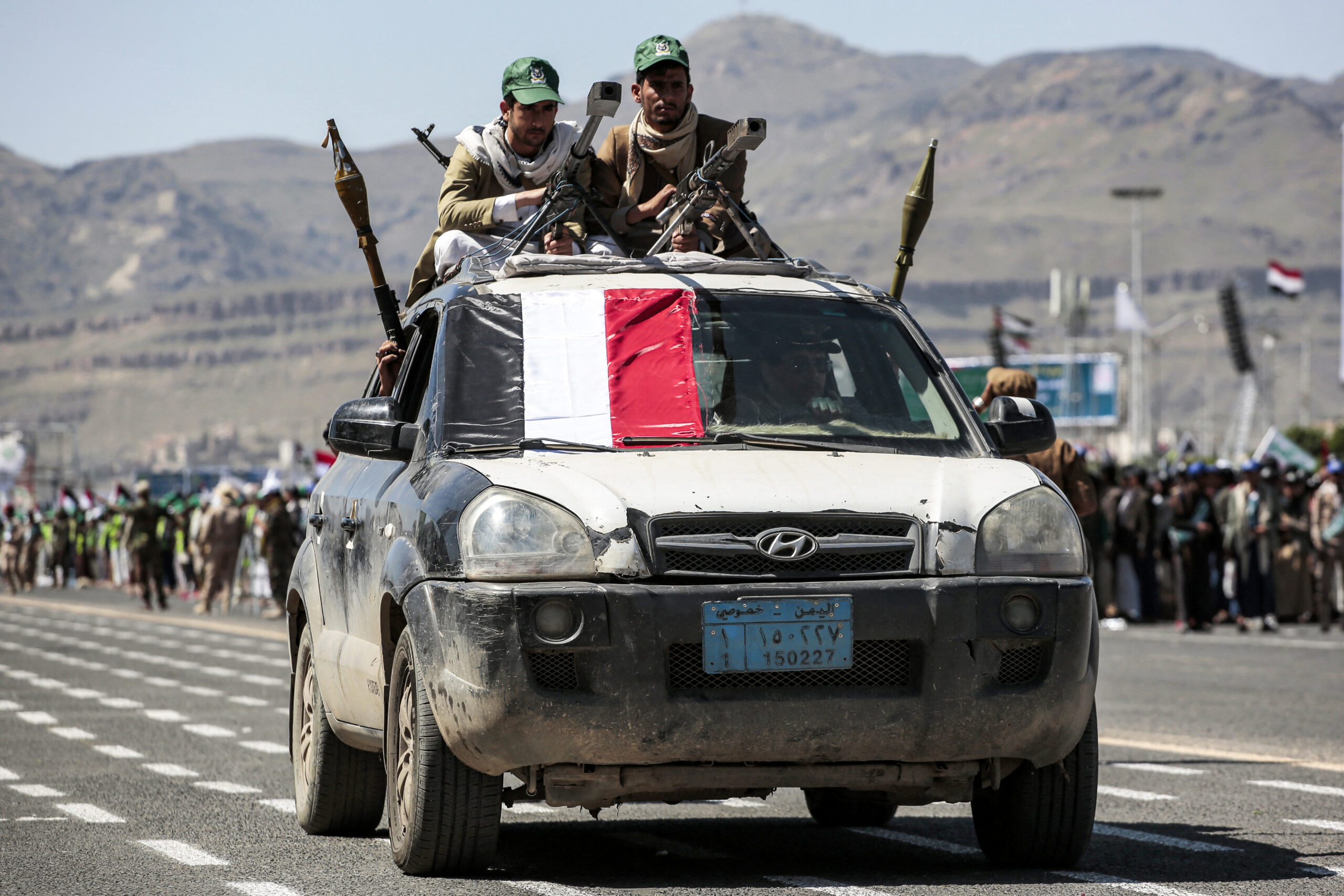 YEMEN-CONFLICT-POLITICS-HUTHIS-ANNIVERSARY-PALESTINIAN-ISRAEL Οι Χούθι ανακοίνωσαν ότι δεν θα διστάσουν να υποστηρίξουν τη Χεζμπολάχ