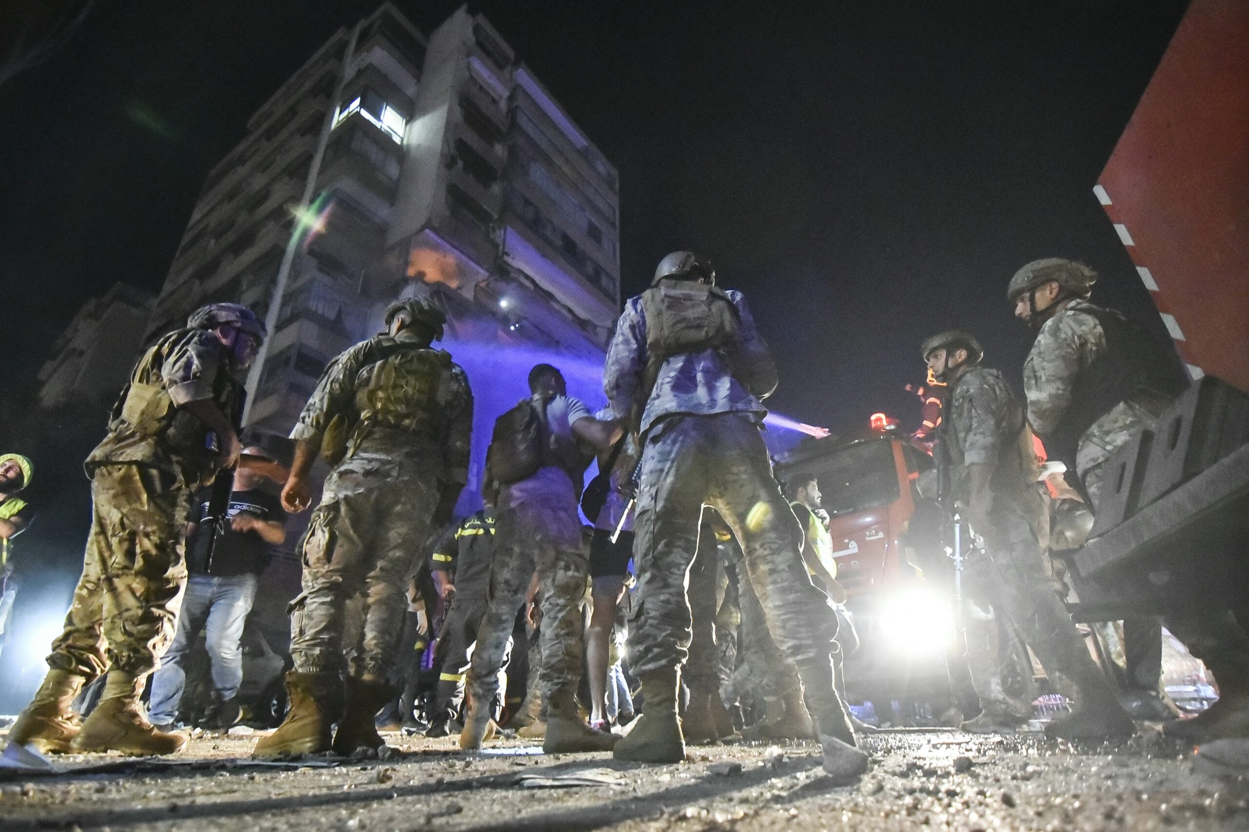 Λίβανος: Πρώτος βομβαρδισμός του Ισραήλ εντός της Βηρυτού, δύο νεκροί – Σιγή από τον IDF για τις στρατιωτικές προετοιμασίες στη μεθόριο