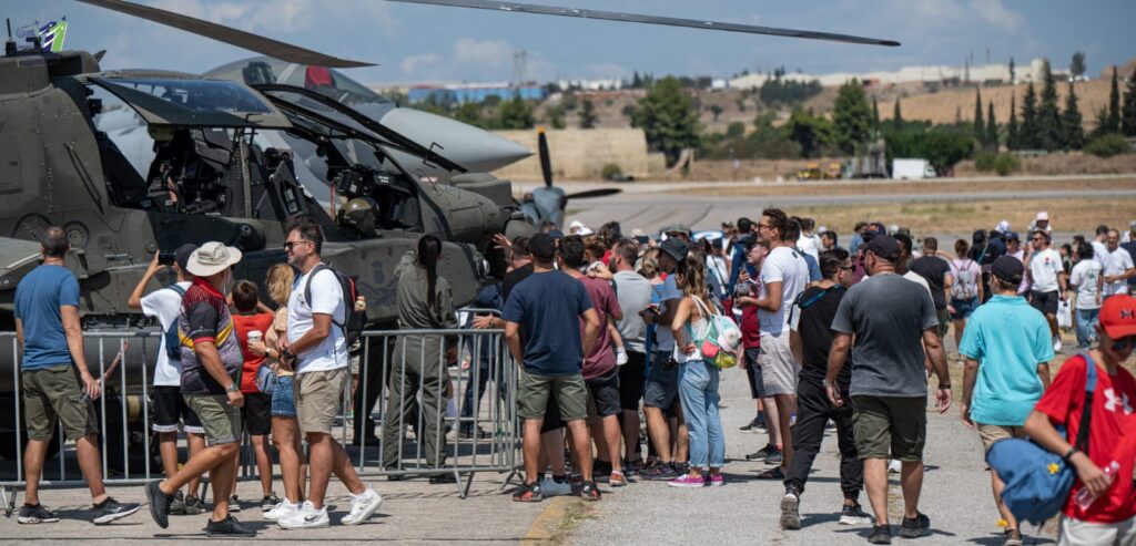 Το “Athens Flying Week 2024” επιστρέφει με εναέριες χορογραφίες 7 Το “Athens Flying Week 2024” επιστρέφει με εναέριες χορογραφίες