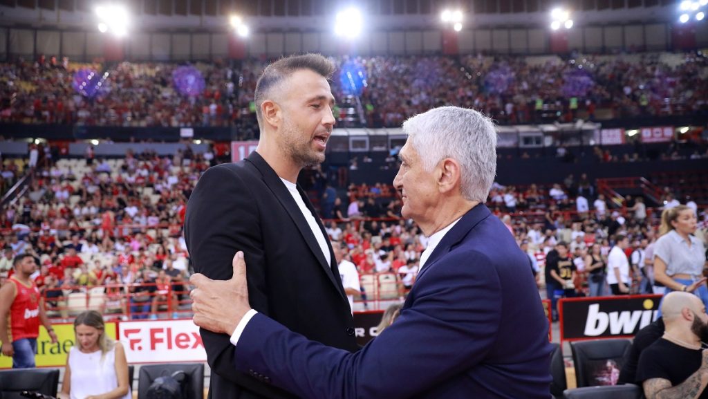 Όλοι στο ΣΕΦ για να τιμήσουν τον Πρίντεζη 