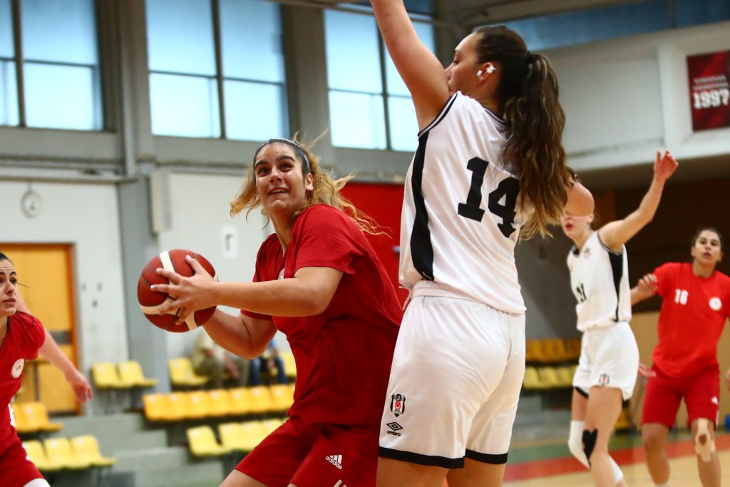 Ηττήθηκε αλλά άφησε υποσχέσεις για το μέλλον ο Ολυμπιακός κόντρα στη Μπεσίκτας 5 Ηττήθηκε αλλά άφησε υποσχέσεις για το μέλλον ο Ολυμπιακός κόντρα στη Μπεσίκτας