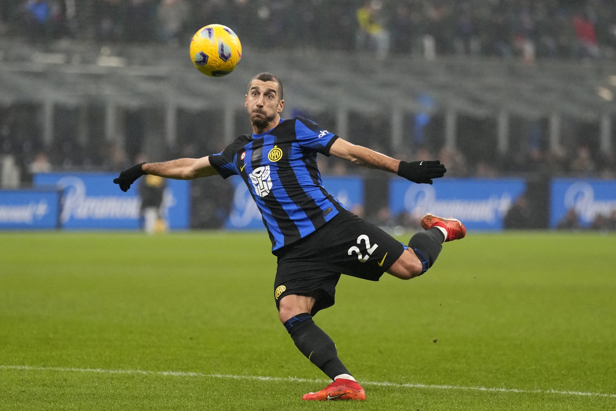 Italy Soccer Serie A Αποκλειστικό: Ο Μικιταριάν επενδύει σε μονάδα αφαλάτωσης στη Νάξο