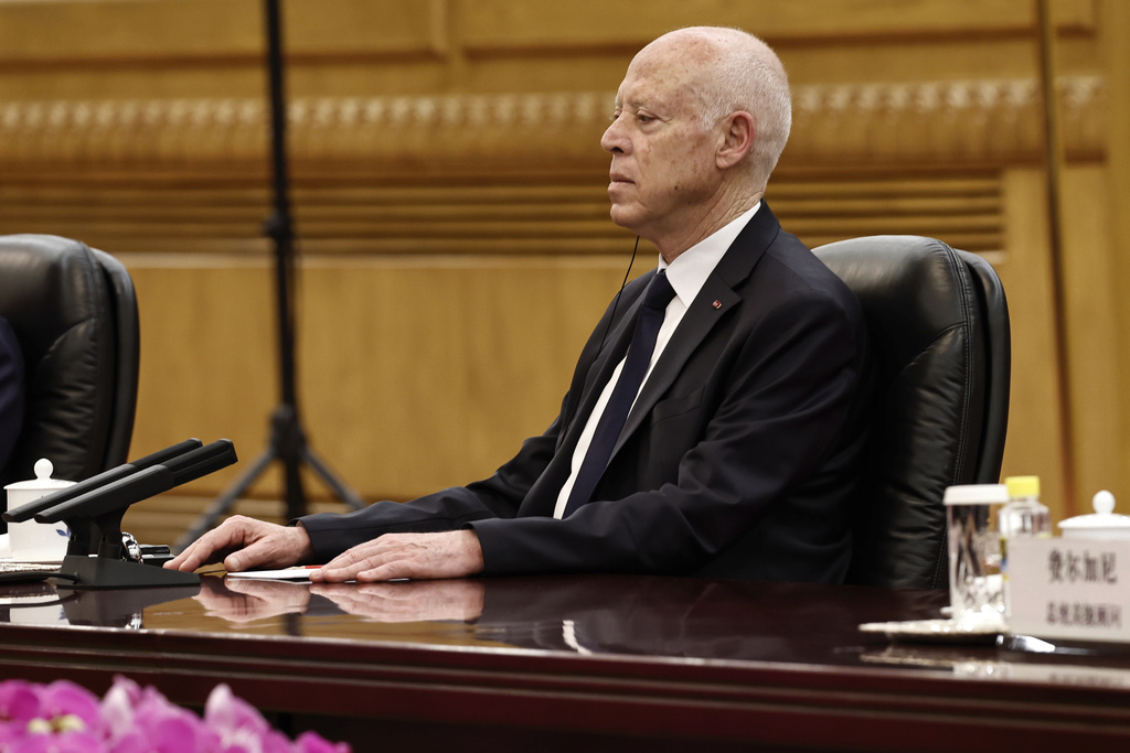 Τυνησία: Ταραχώδεις διαδηλώσεις και συλλήψεις μελών της αντιπολίτευσης ενόψει προεδρικών εκλογών 2 Τυνησία: Ταραχώδεις διαδηλώσεις και συλλήψεις μελών της αντιπολίτευσης ενόψει προεδρικών εκλογών