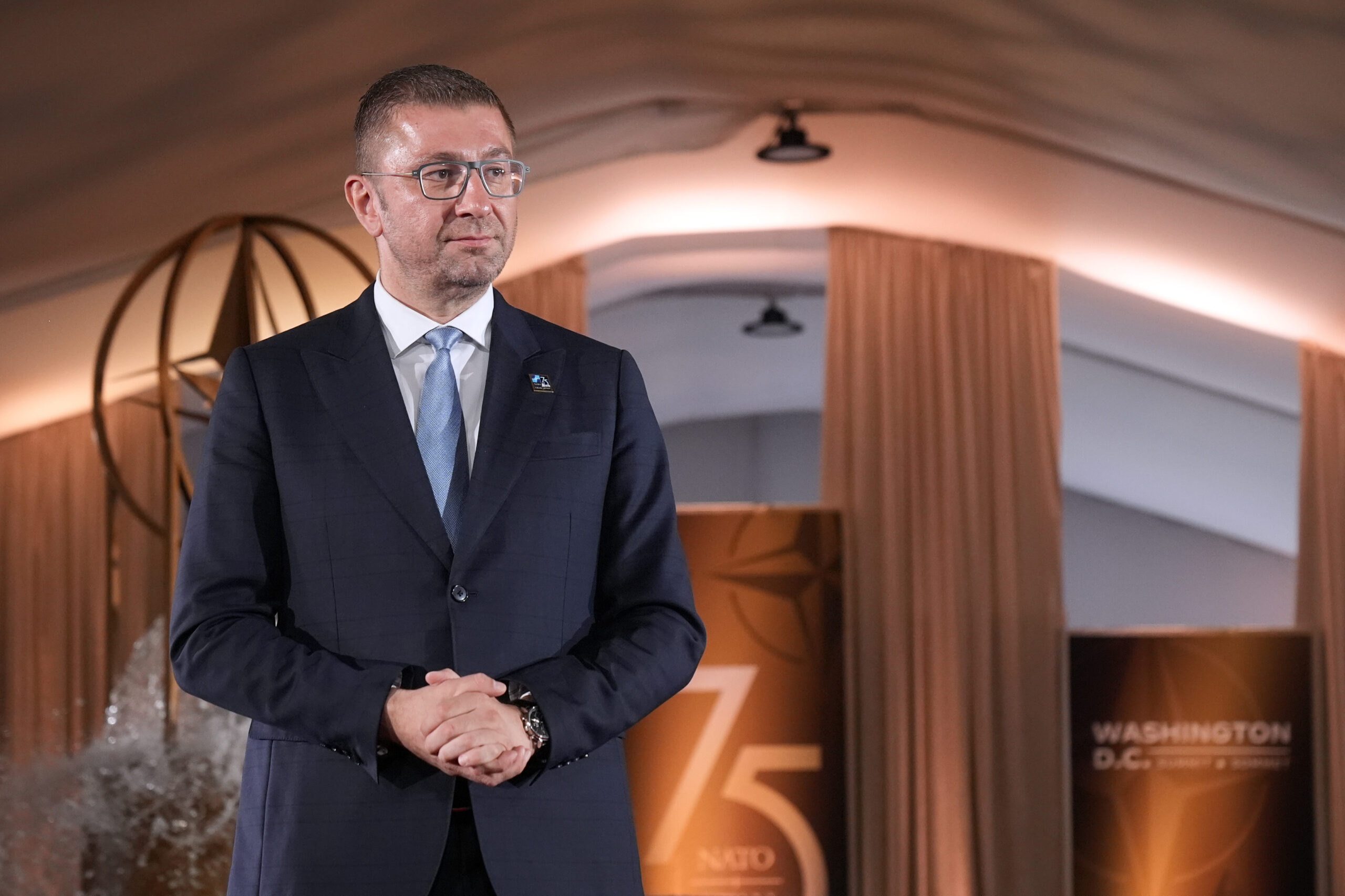 Χ. Μίτσκοσκι: Η χώρα έχει κουραστεί να παραμερίζουν τα εμπόδια που είναι διμερή και δεν αποτελούν μέρος των αντικειμενικών κριτηρίων για την ένταξη στην Ένωση