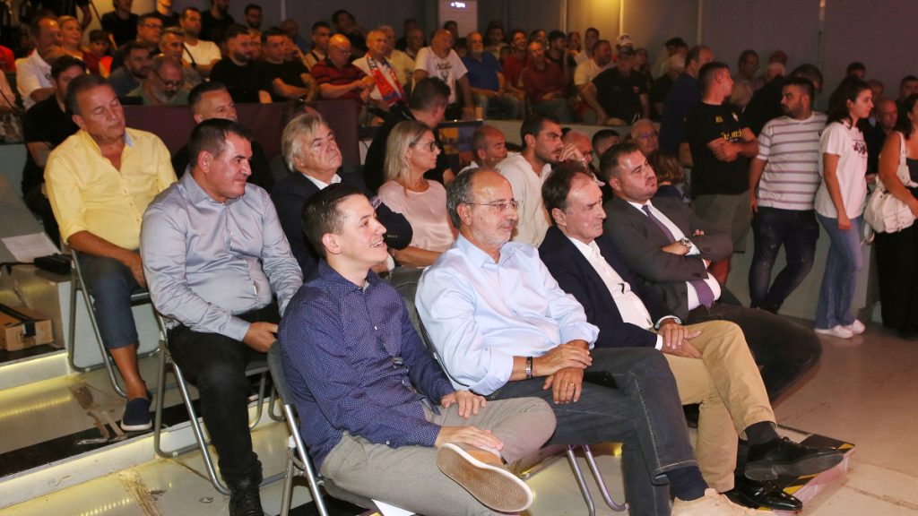Η επίσημη παρουσίαση του “Ιστορικού” της νέας εποχής (ΦΩΤΟρεπορτάζ+video) 8 Η επίσημη παρουσίαση του “Ιστορικού” της νέας εποχής (ΦΩΤΟρεπορτάζ+video)