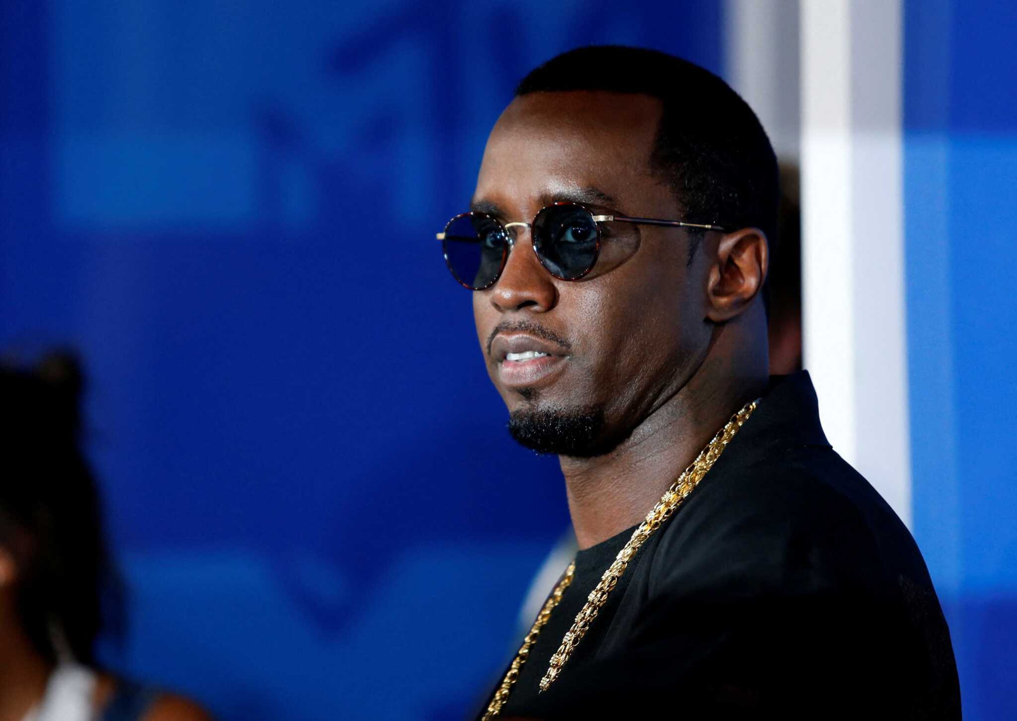 Σάλος με τις αποκαλύψεις για τον Sean «Diddy» Combs: Ανάγκασε γυναίκα να κάνει σεξ με καλεσμένους σε πάρτι με ναρκωτικά και τον μήνυσε