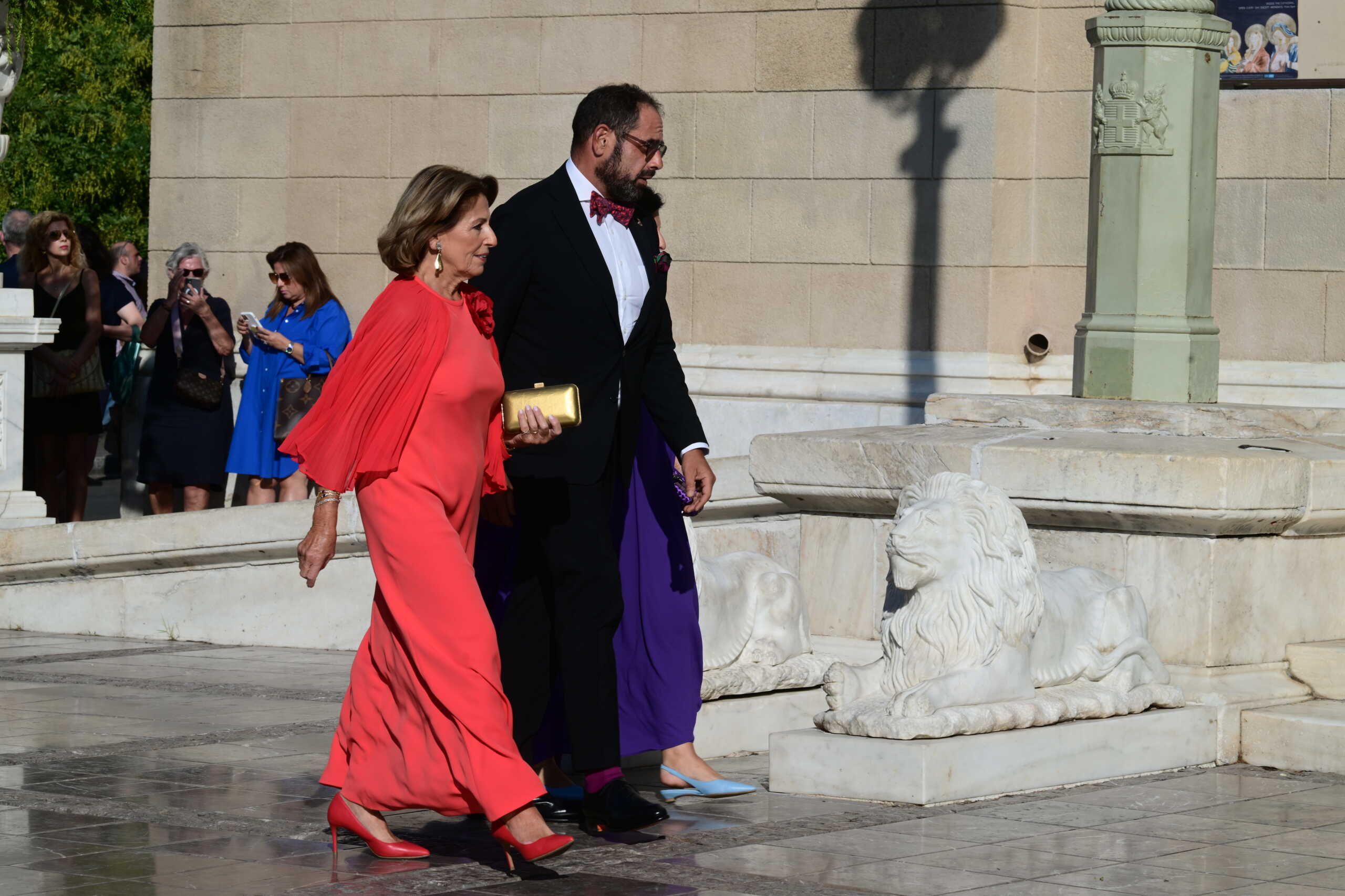 Ο γάμος της Θεοδώρας Γλύξμπουργκ με τον Μάθιου Κουμάρ στην Μητρόπολη Αθηνών - Οι αφίξεις των καλεσμένων