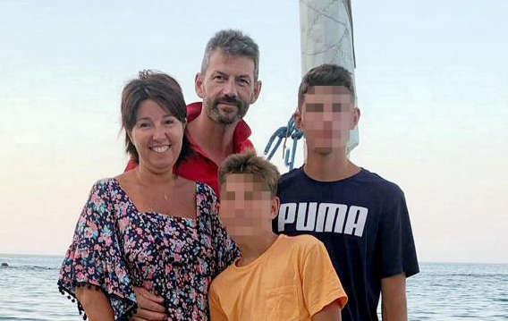 Ιταλία: «Σκέφτηκα ότι αν τους σκότωνα θα ζούσα ελεύθερα» λέει ο 17χρονος που έσφαξε τους γονείς και τον αδελφό του 2 Ιταλία: «Σκέφτηκα ότι αν τους σκότωνα θα ζούσα ελεύθερα» λέει ο 17χρονος που έσφαξε τους γονείς και τον αδελφό του