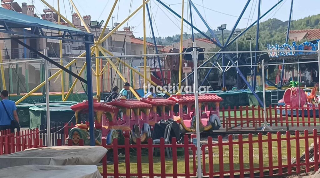 Ένταση στο λούνα παρκ όπου σκοτώθηκε ο 19χρονος μεταξύ του πατέρα του και υπαλλήλου της επιχείρησης 3 Ένταση στο λούνα παρκ όπου σκοτώθηκε ο 19χρονος μεταξύ του πατέρα του και υπαλλήλου της επιχείρησης
