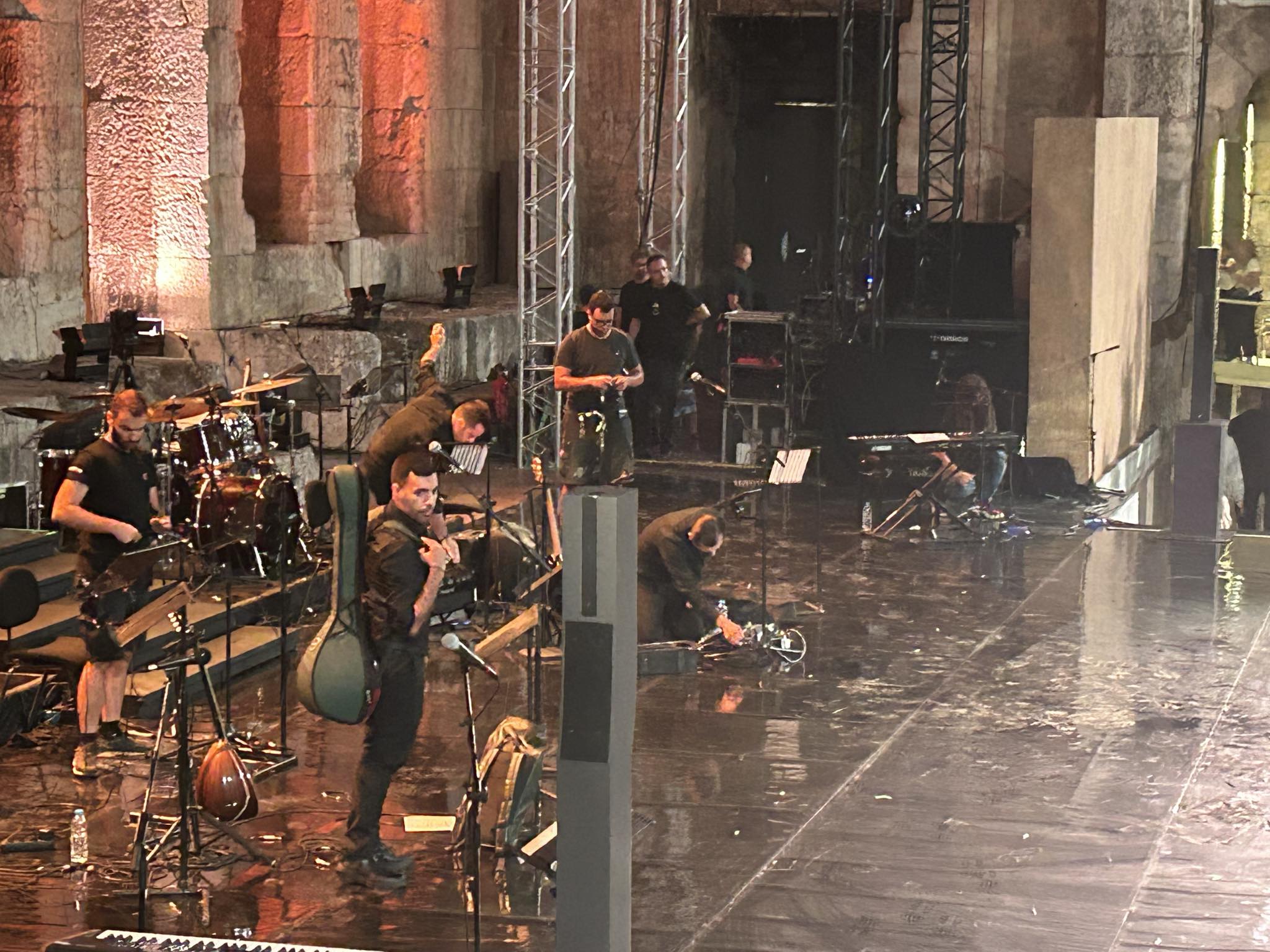 Η Μαρινέλλα κατέρρευσε στη σκηνή του Ηρωδείου – Μεταφέρθηκε στο νοσοκομείο 2 Η Μαρινέλλα κατέρρευσε στη σκηνή του Ηρωδείου – Μεταφέρθηκε στο νοσοκομείο