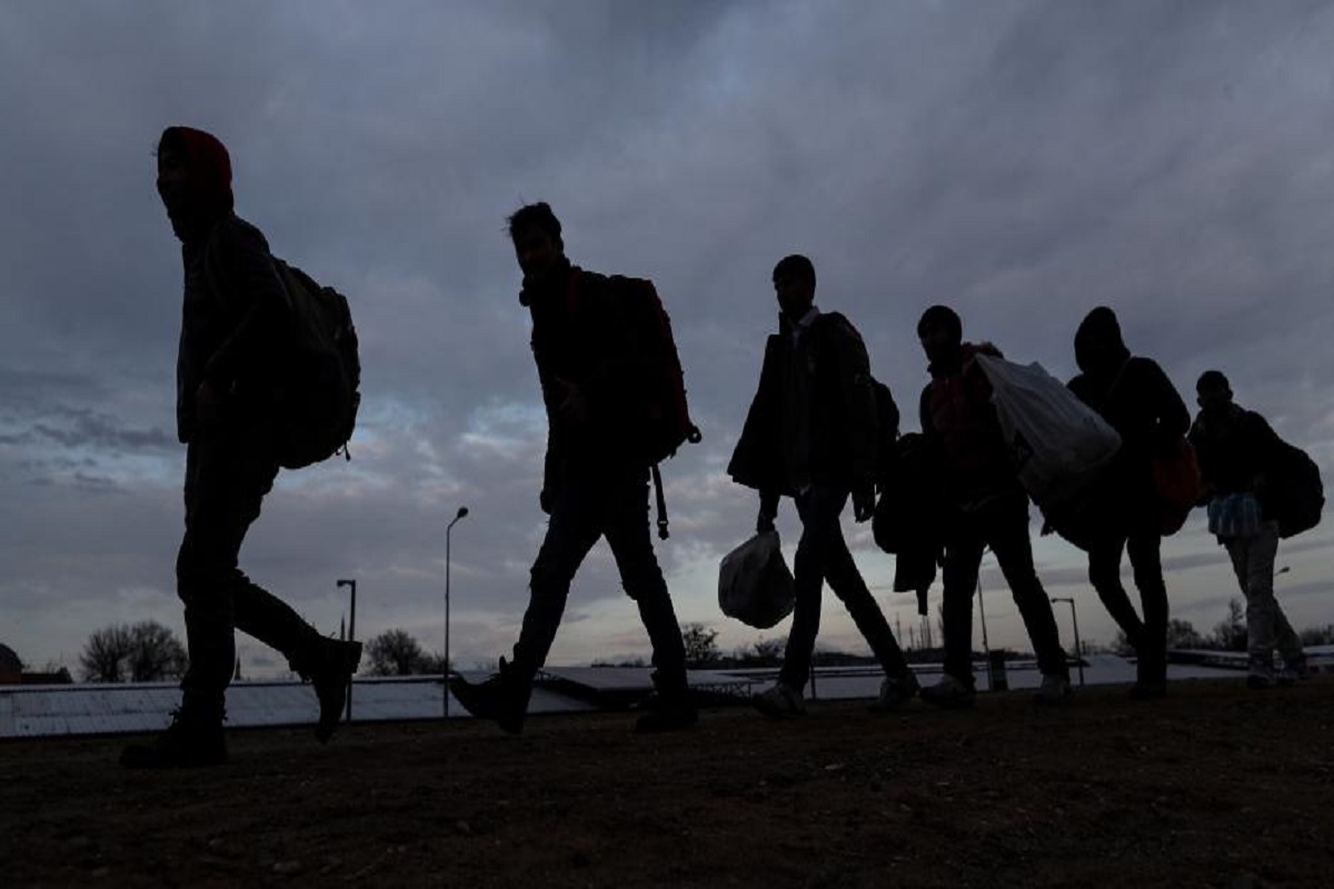 Ξανά στο προσκήνιο το μεταναστευτικό: Σε επαγρύπνηση η Αθήνα μετά τη «στροφή» του Βερολίνου