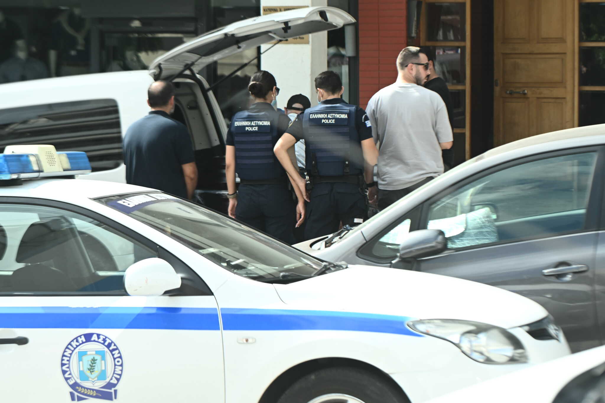 Τα πρώτα λόγια της αδερφής του 46χρονου θύματος στη Νέα Σμύρνη – Ο δολοφόνος τον μαχαίρωσε ενώ ήταν καθηλωμένος στον καναπέ
