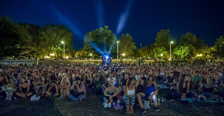 Θεσσαλονίκη: Το Πικ Νικ Urban Festival επιστρέφει απόψε και αύριο στη Νέα Παραλία 4 Θεσσαλονίκη: Το Πικ Νικ Urban Festival επιστρέφει απόψε και αύριο στη Νέα Παραλία