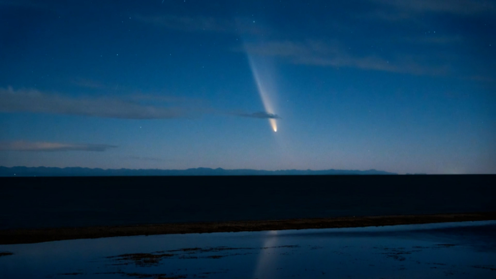 20241015-REUTERS-COMET-CHINA2