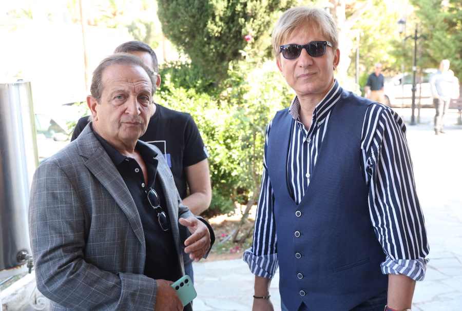 Μαίρη Χρονοπούλου: Το ετήσιο μνημόσυνο της σπουδαίας κυρίας του ελληνικού κινηματογράφου – Φωτογραφίες