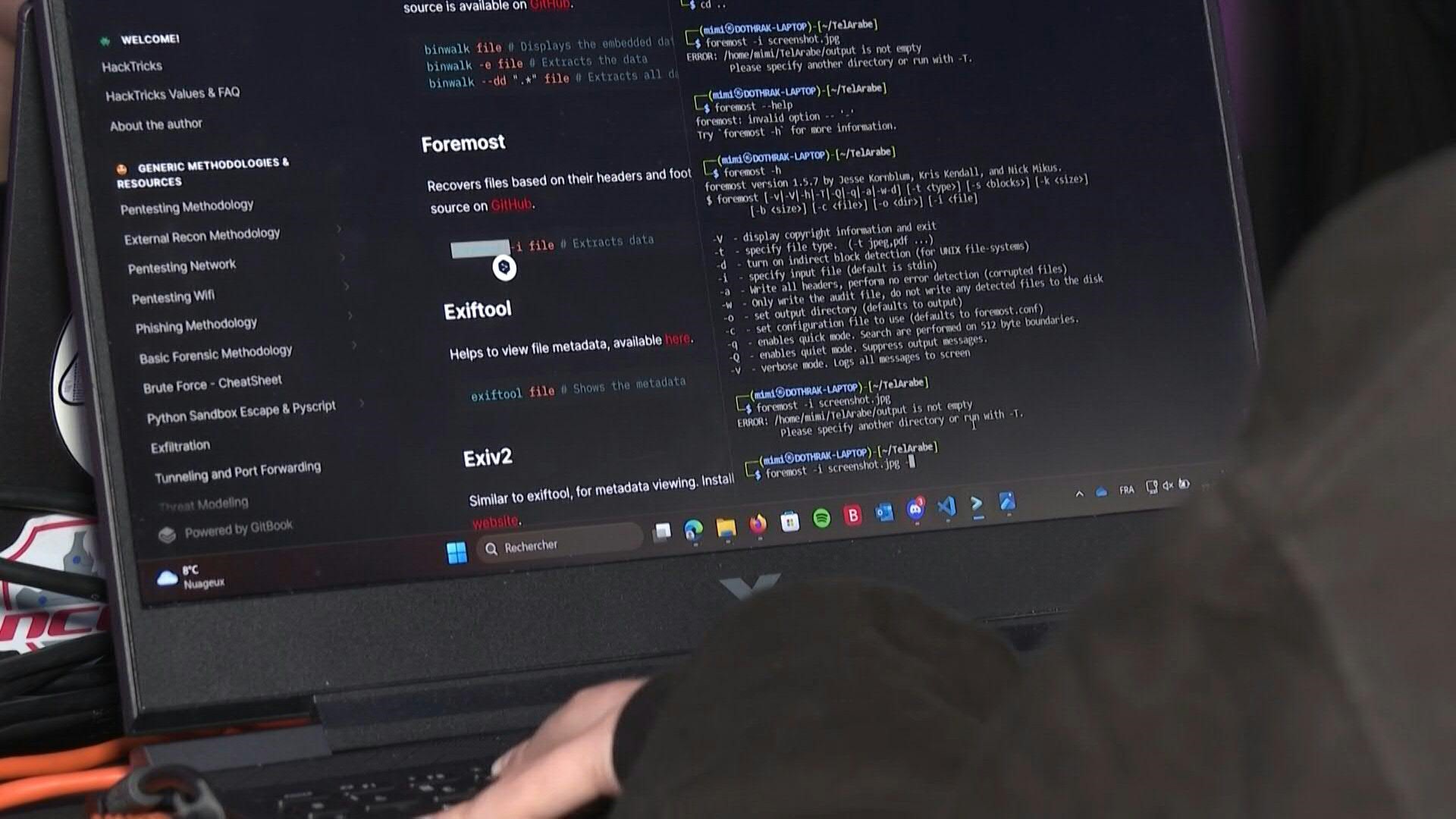 AFP-TV_20240328_CLJ_FRA_HackingComputers_34MQ2PA_en