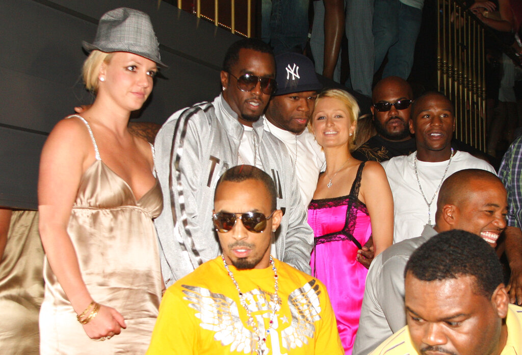 Diddy: Θεωρούσε τον εαυτό του βασιλιά του κόσμου – Συγκλονίζουν οι μαρτυρίες από τα Λευκά Πάρτι με τη σκοτεινή πλευρά