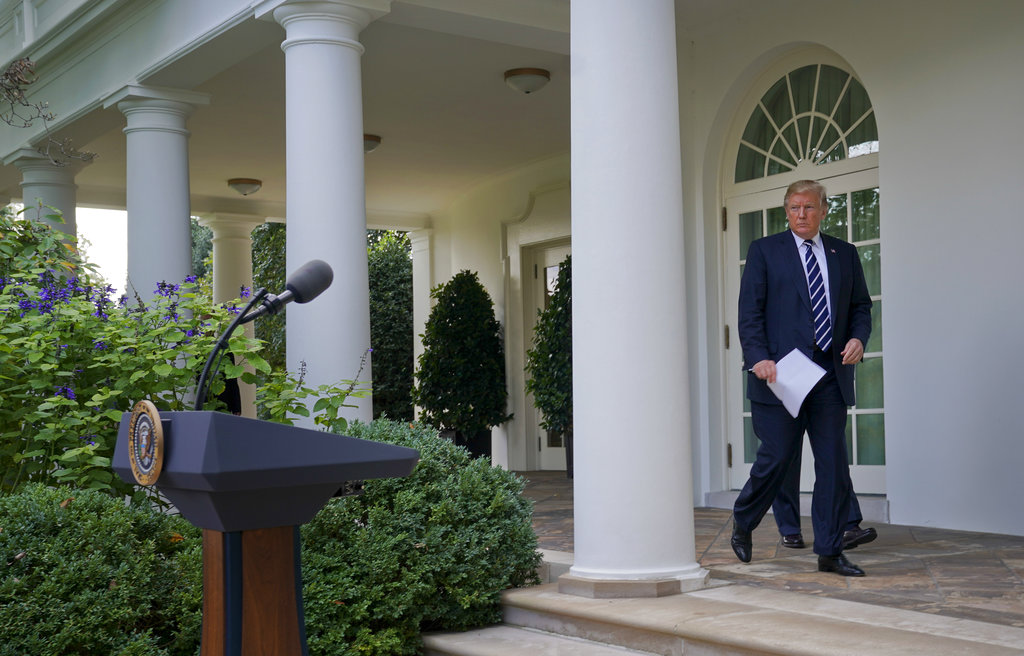 Ηγέτης της Ρεπουμπλικανικής μειοψηφίας της Γερουσίας των ΗΠΑ: Ο Ρίγκαν δεν θα αναγνώριζε το κόμμα του Τραμπ