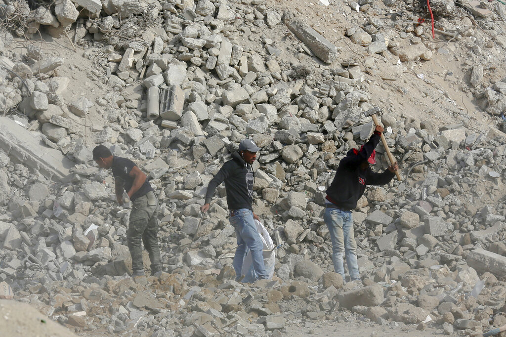 Ένα χρόνο μετά, η Γάζα έχει ισοπεδωθεί: Τα δύο τρίτα των κτιρίων έχουν υποστεί σοβαρές ζημιές ή έχουν καταστραφεί