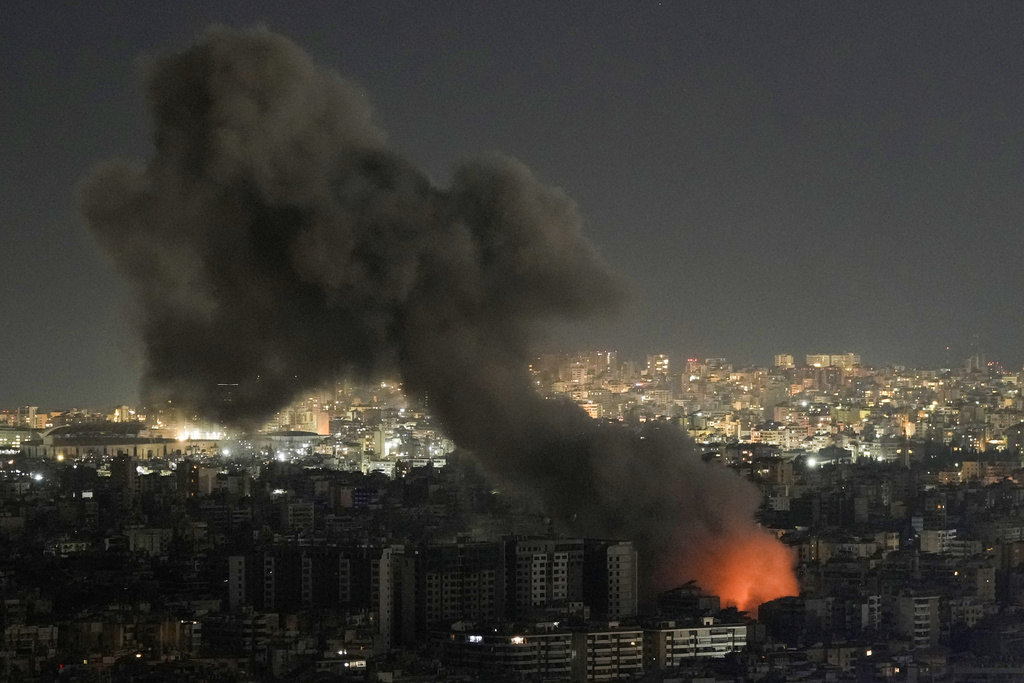 Ιράν – Ισραήλ: Ένδειξη αποκλιμάκωσης η ήπια αντίδραση του Αλί Χαμενεΐ στην ισραηλινή επίθεση