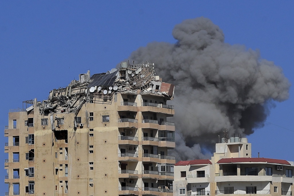 Ομοβροντία πληγμάτων του Ισραήλ στη Βηρυτό, xτυπήματα και στη Δαμασκό – Με πυραύλους ακριβείας η απάντηση της Χεζμπολάχ