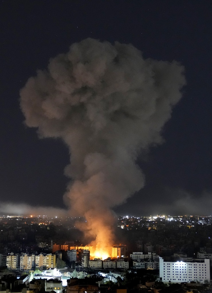 Ομοβροντία πληγμάτων του Ισραήλ στη Βηρυτό, xτυπήματα και στη Δαμασκό – Με πυραύλους ακριβείας η απάντηση της Χεζμπολάχ