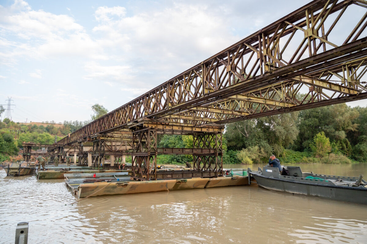 BAILEY-STRATOS-GEFIRA_6