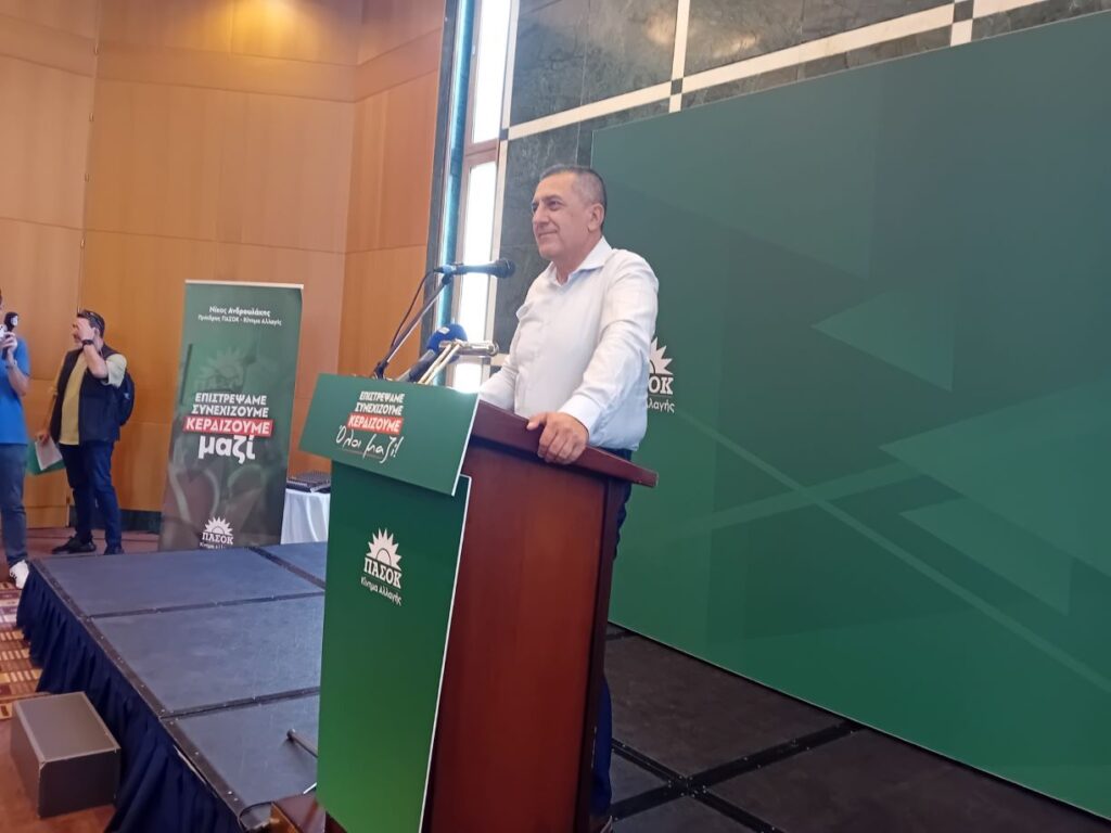 Ν. Ανδρουλάκης: Δύναμή μου ο απλός κόσμος του ΠΑΣΟΚ 10 Ν. Ανδρουλάκης: Δύναμή μου ο απλός κόσμος του ΠΑΣΟΚ