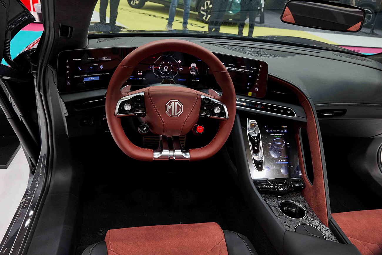 Auto Athina 2024: H MG κλέβει τις εντυπώσεις στην Έκθεση Αυτοκινήτου με το MG Cyberster
