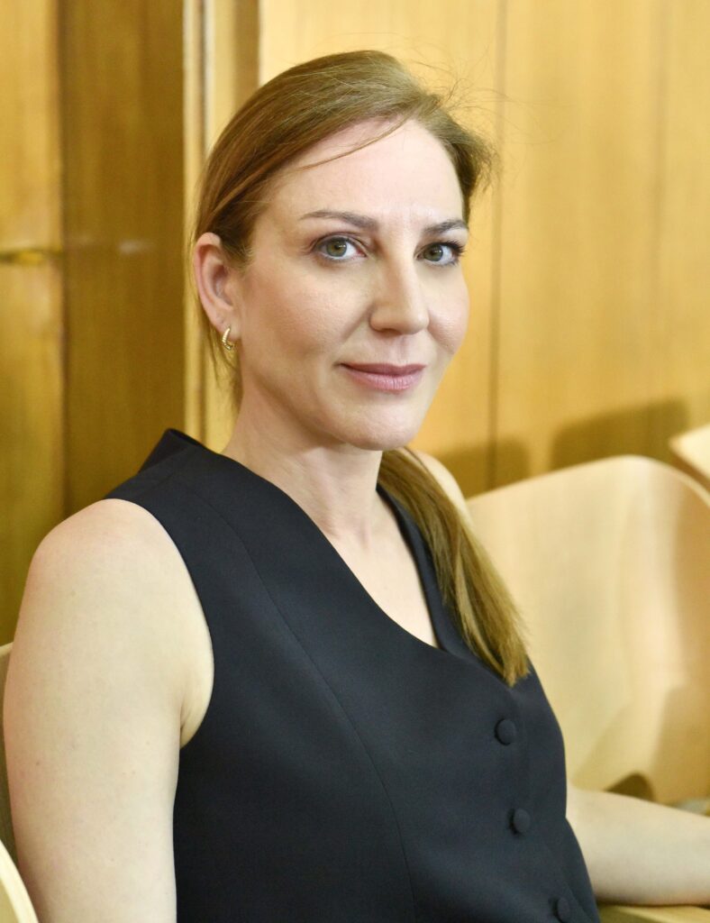 ΕΡΗΜΗ ΧΩΡΑ – Β’ ΚΥΚΛΟΣ: Τα τελευταία τέσσερα επεισόδια αποκλειστικά στο ERTFLIX – Μη χάσετε το συγκλονιστικό φινάλε της σειράς 21 ΕΡΗΜΗ ΧΩΡΑ – Β’ ΚΥΚΛΟΣ: Τα τελευταία τέσσερα επεισόδια αποκλειστικά στο ERTFLIX – Μη χάσετε το συγκλονιστικό φινάλε της σειράς