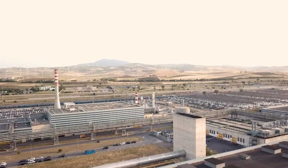 Lancia: Στην παραγωγή το 2026 η Gamma