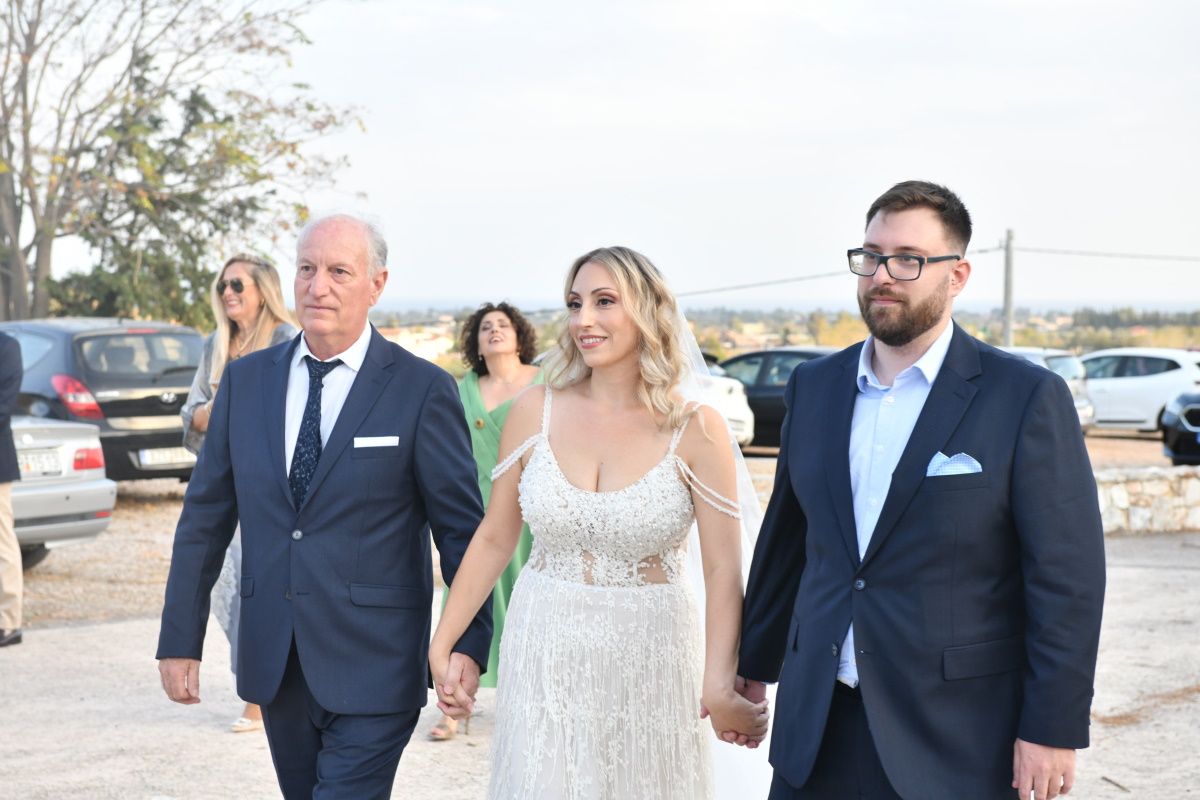 Παντρεύτηκαν ο Απόστολος Ρουβάς και Φανή Γιαβρίδου – Φωτογραφίες TLIFE