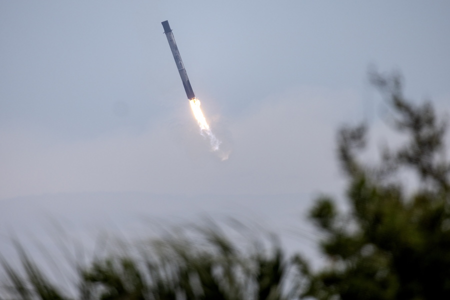 Space-X-Starship-for-space-travel-EPA