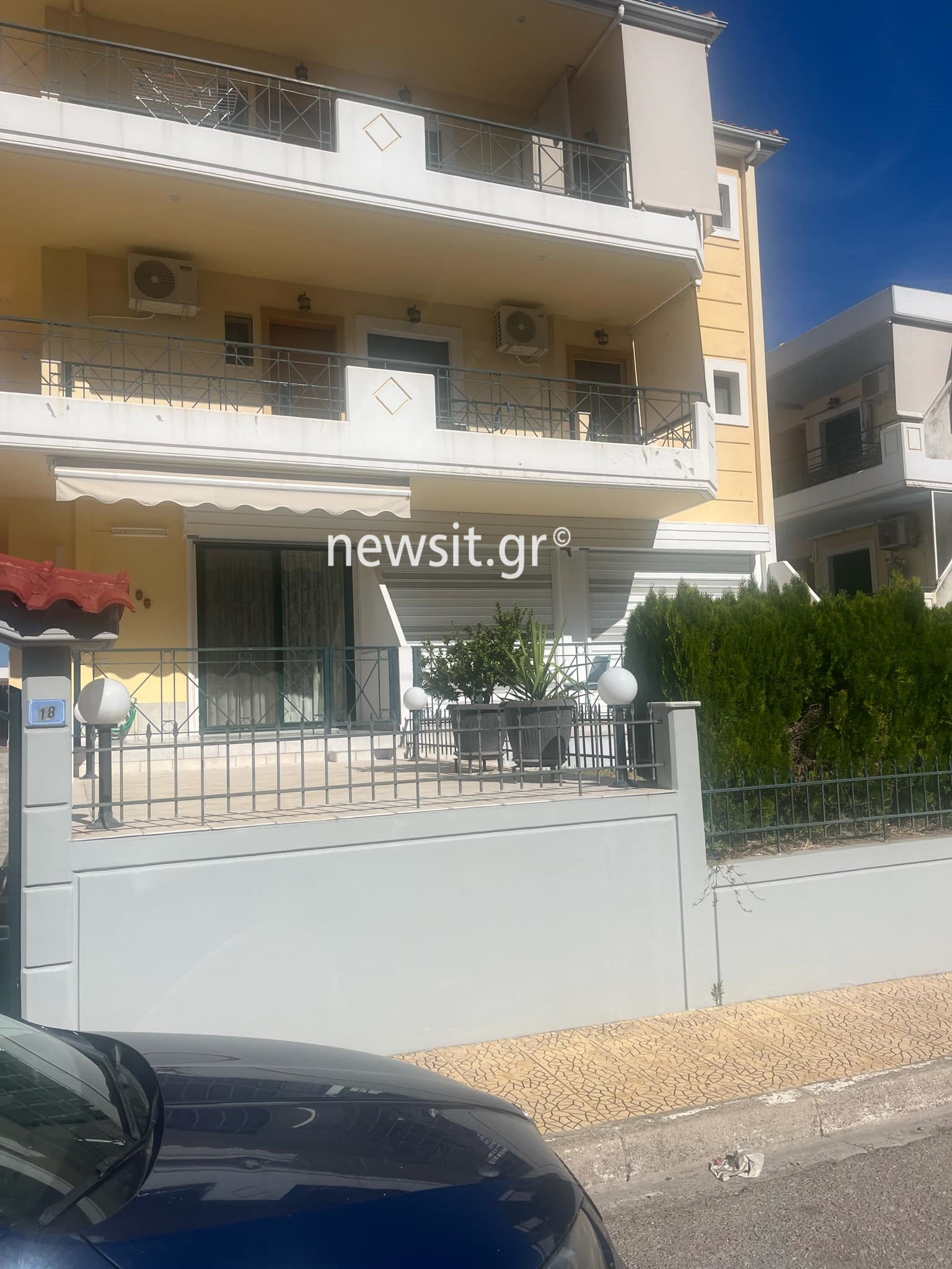 Τα ρούχα, το ματωμένο αποτύπωμα και τα βίντεο: Τα τρία στοιχεία που «δείχνουν» τη δολοφόνο της 84χρονης στα Καμμένα Βούρλα 2 Τα ρούχα, το ματωμένο αποτύπωμα και τα βίντεο: Τα τρία στοιχεία που «δείχνουν» τη δολοφόνο της 84χρονης στα Καμμένα Βούρλα