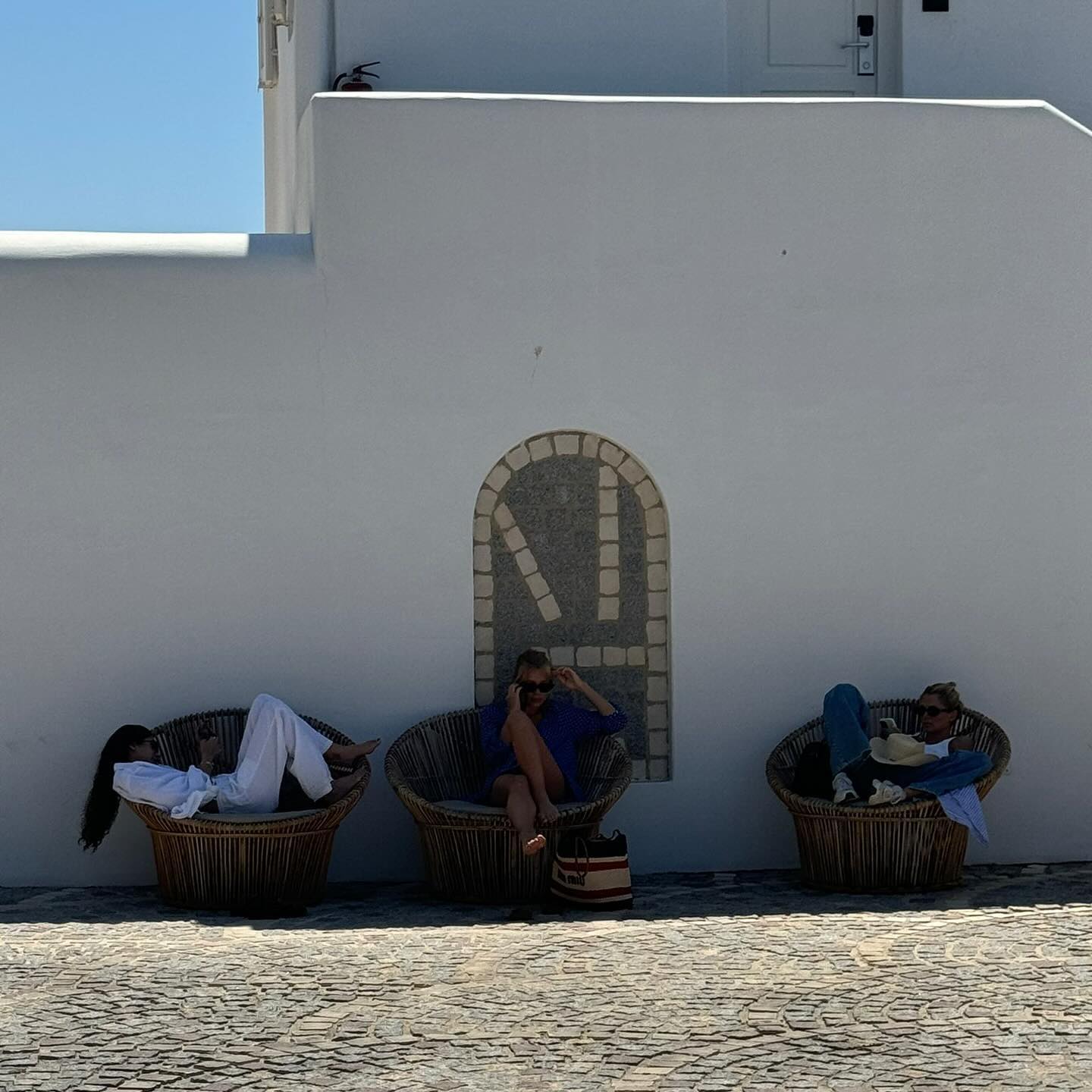 Αμαλία Κωστοπούλου: Οι αδημοσίευτες φωτογραφίες από τις διακοπές της στην Ελλάδα μαζί με τον σύντροφό της