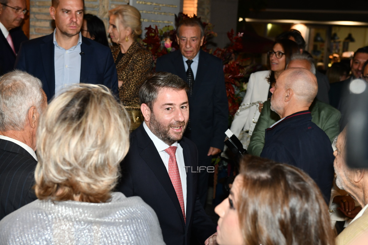 Παντρεύτηκαν Χάρης Δούκας και Γεωργία Πολυτάνου: Η έξοδος από την εκκλησία και οι καλεσμένοι – Φωτογραφίες TLIFE 24 Παντρεύτηκαν Χάρης Δούκας και Γεωργία Πολυτάνου: Η έξοδος από την εκκλησία και οι καλεσμένοι – Φωτογραφίες TLIFE