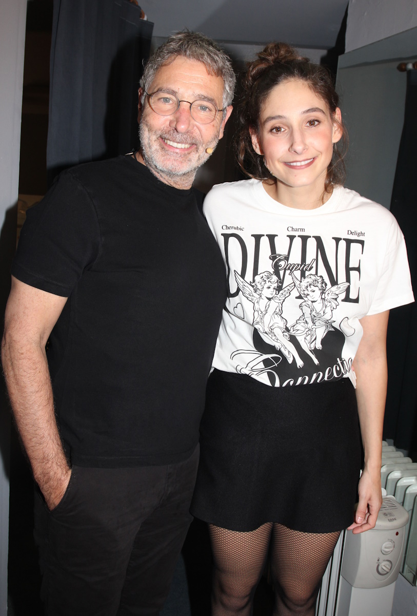 Θοδωρής Αθερίδης: Η Σμαράγδα Καρύδη στο πλευρό του Θοδωρή Αθερίδη μετά τον θάνατο του Ντίνου Καρύδη – Φωτογραφίες