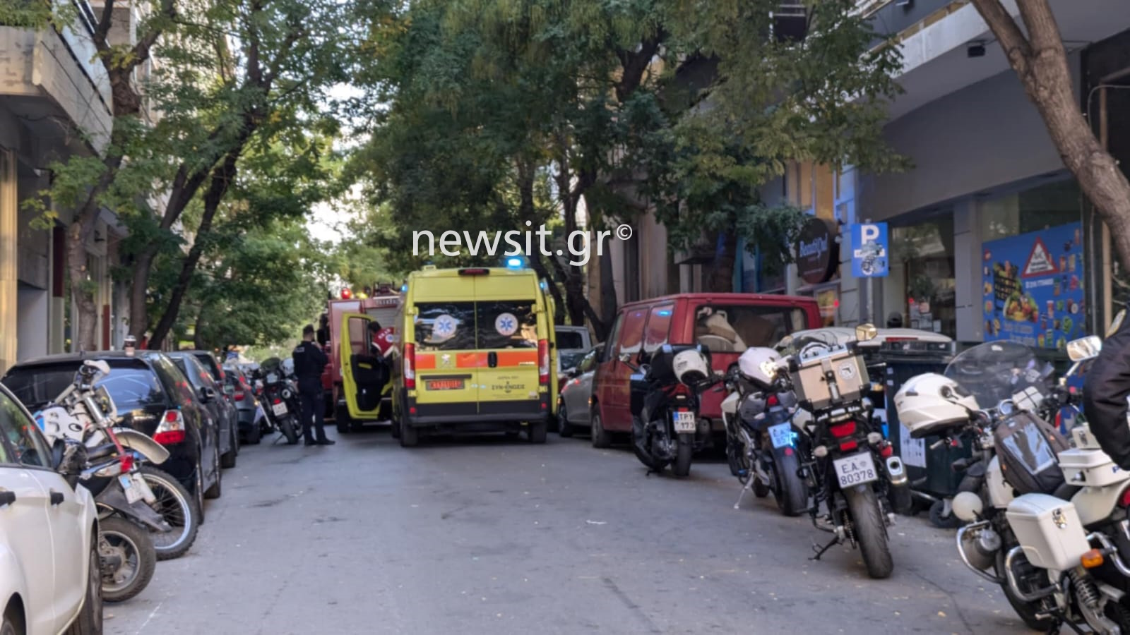 Ένας διαμελισμένος άνδρας και μία σοβαρά τραυματίας από την έκρηξη στους Αμπελόκηπους – Ισοπεδώθηκε το διαμέρισμα