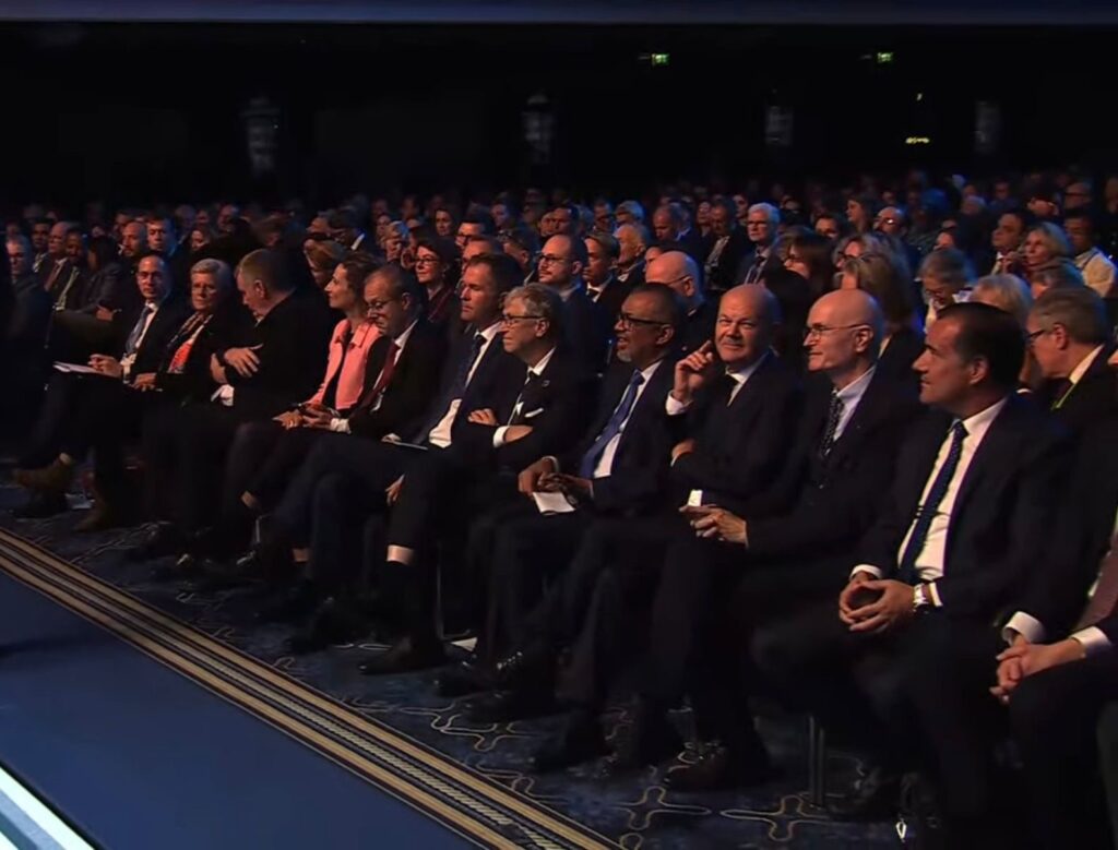 Άδ. Γεωργιάδης: Η Ελλάδα συνεισφέρει με περισσότερα από 20 εκατ. ευρώ – Ένα δισ. δολ. συγκεντρώθηκαν για τον ΠΟΥ 4 Άδ. Γεωργιάδης: Η Ελλάδα συνεισφέρει με περισσότερα από 20 εκατ. ευρώ – Ένα δισ. δολ. συγκεντρώθηκαν για τον ΠΟΥ