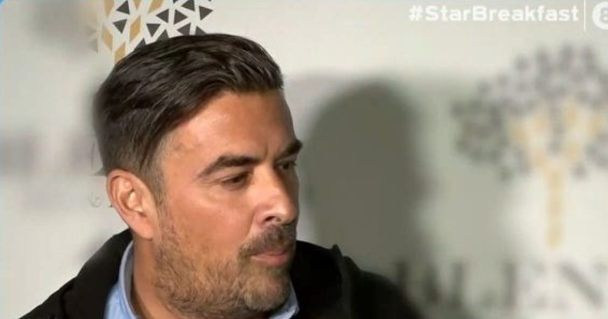 Ο Γιάννης Αϊβάζης ξεκαθαρίζει: «Δεν ενοχλήθηκα με καμία ερώτηση, άλλοι ενοχλούνται»