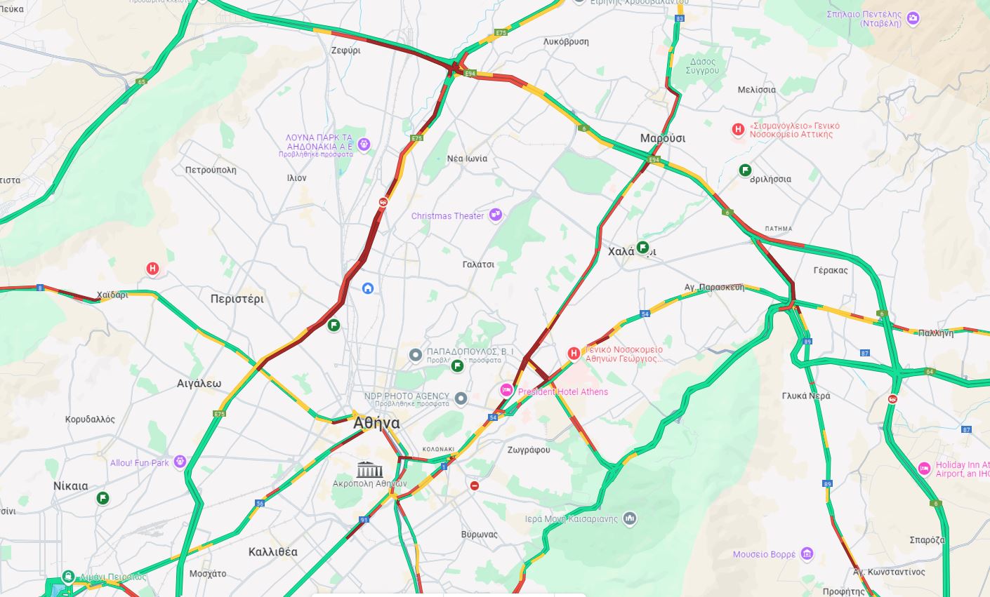 Στο «κόκκινο» ο Κηφισός - Μποτιλιάρισμα και στο κέντρο της Αθήνας 2 Στο «κόκκινο» ο Κηφισός - Μποτιλιάρισμα και στο κέντρο της Αθήνας