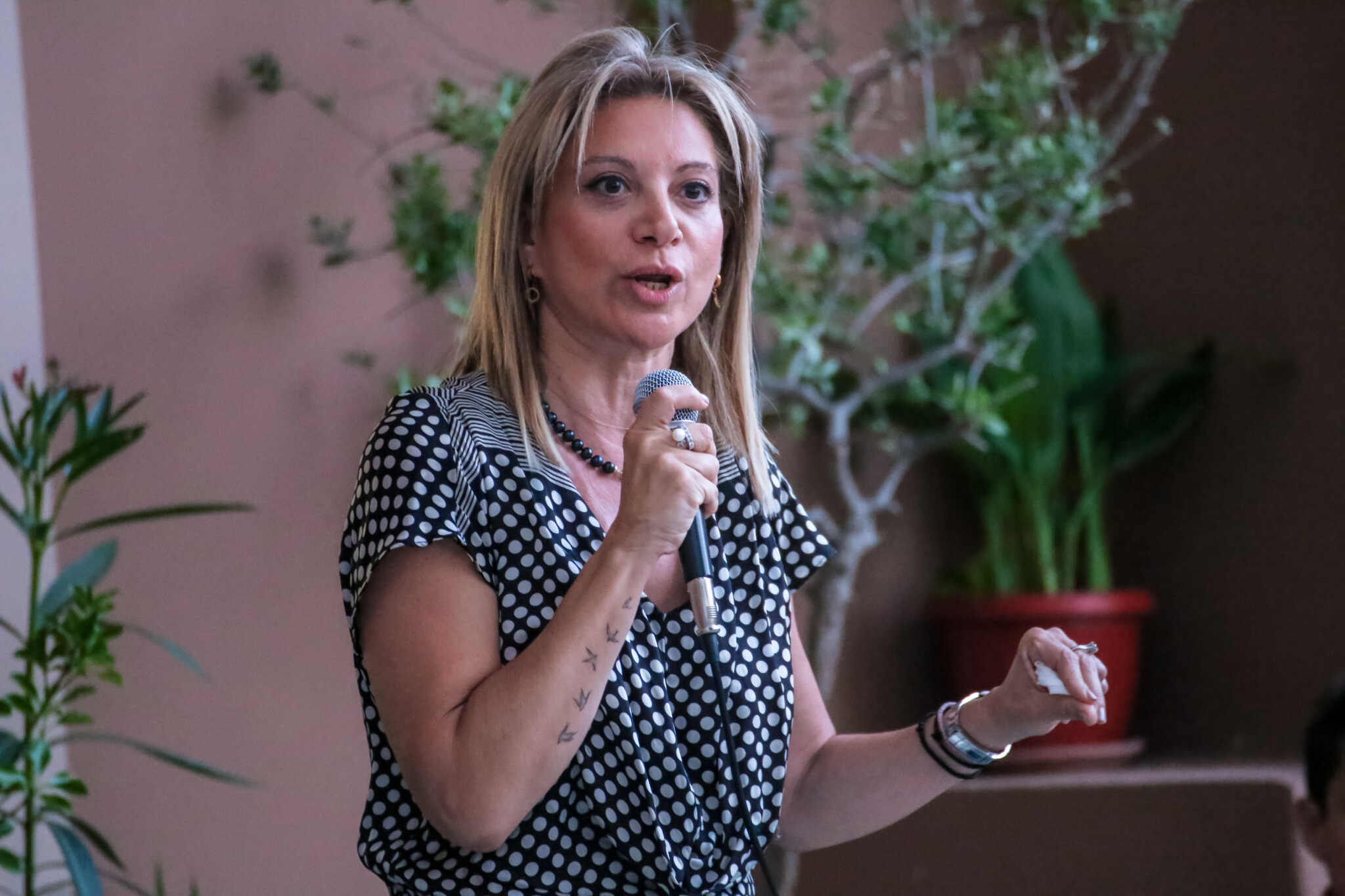 «Τσουνάμι» αντιδράσεων για τη συναυλία για τα Τέμπη – «Ούτε καν τα μέλη του συλλόγου της δεν στηρίζουν την Καρυστιανού»