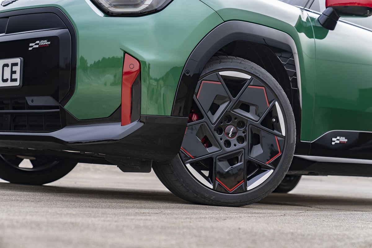MINI: Παγκόσμια πρώτη για τα John Cooper Works και John Cooper Works Aceman